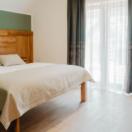 House Mrzlin Grad Guest House โคเรนนิซา ภายนอก รูปภาพ