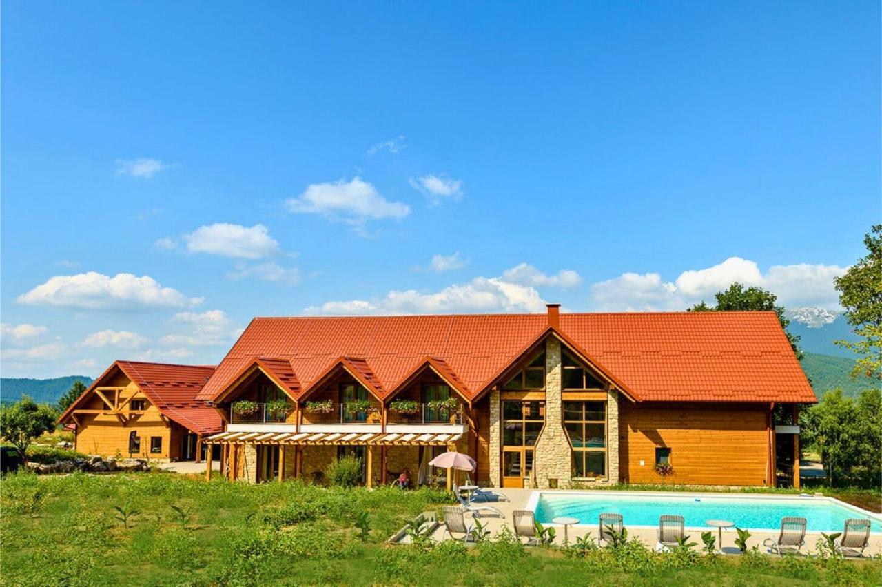 House Mrzlin Grad Guest House โคเรนนิซา ภายนอก รูปภาพ